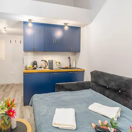 - Vistula River Nearby - By Rentujemy Lägenhet *